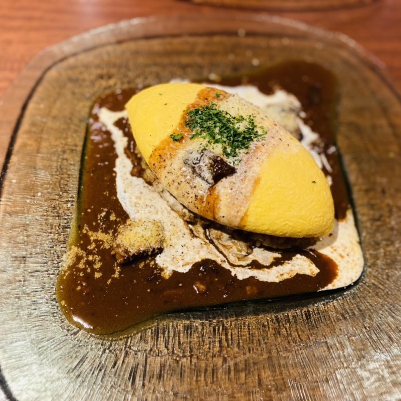 デミグラスソースオムライス(TRATTORIA UNO)