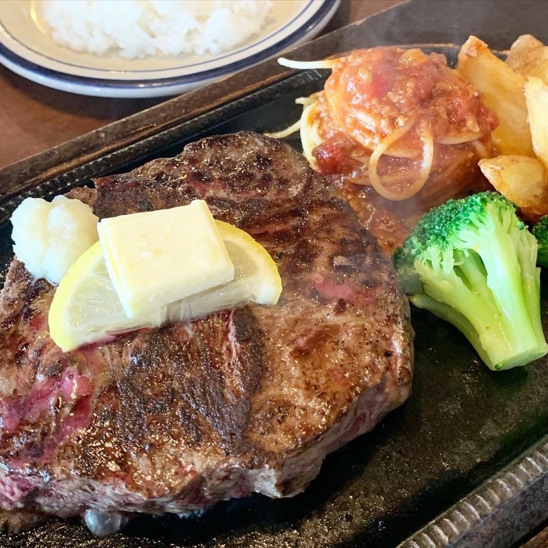 ヒレステーキ（300g）(ふりっぱー)