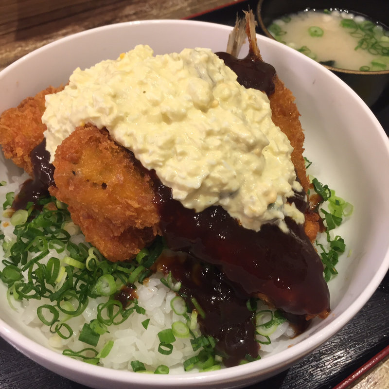 アジフライ丼 (鯵のフライ丼)(ばんちゃ屋 山口店 )