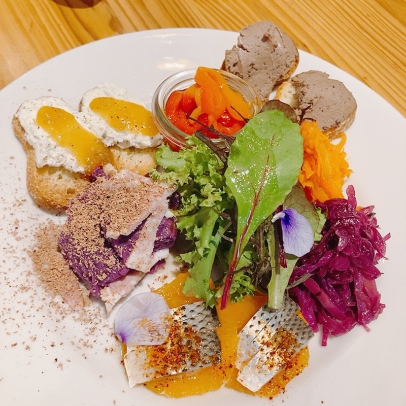 前菜の盛り合わせ(Mistletoe （ミスルトゥ）)