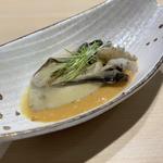 岩牡蠣(鮨 権左衛門)