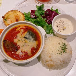 チーズ焼きトマトソースハンバーグ(ラ・メゾン アンソレイユターブル サンシャインシティアルパ店)