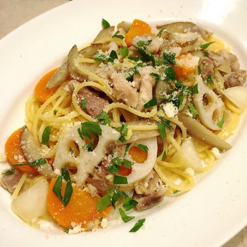 津軽鶏と根菜のパスタ(セントベーネ （Sento Bene）)