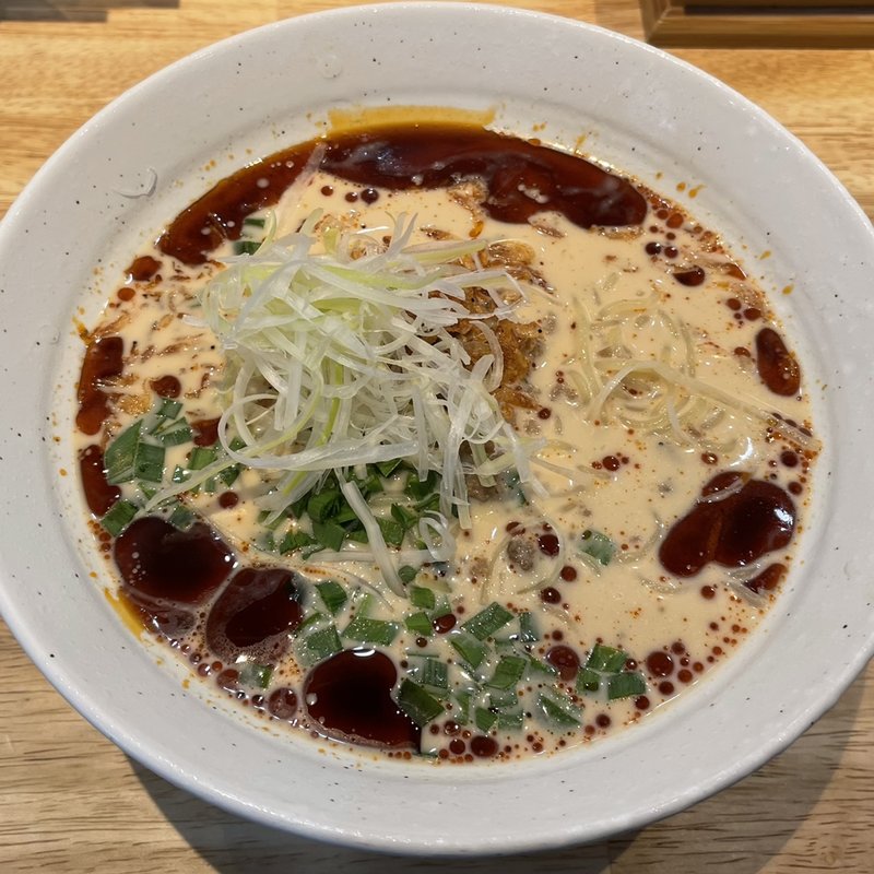 名物冷やし坦々麺(坦々麺一龍 浅草本店)