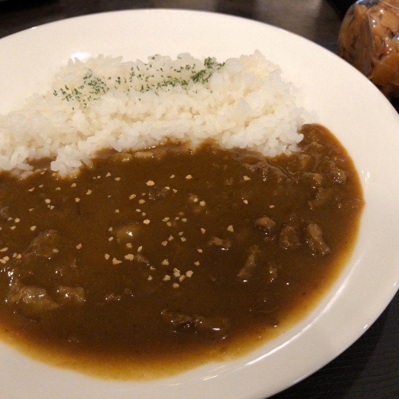 黒毛和牛の牛すじカレーライス(hanahana HANARE)