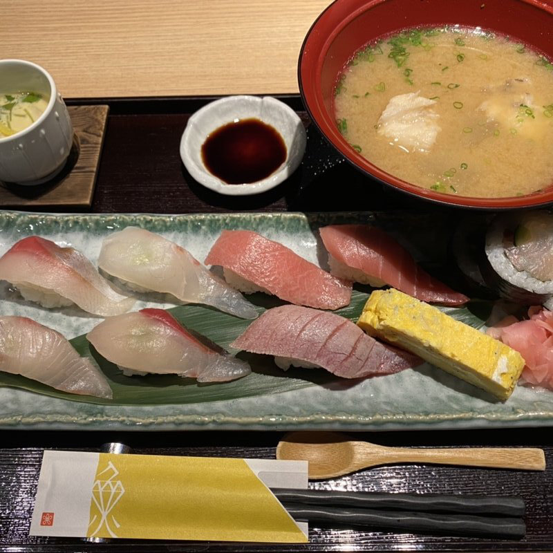 寿司御膳　上(近畿大学水産研究所 銀座店)