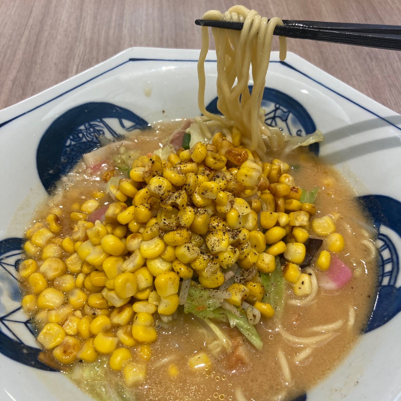 北海道コーンバターみそちゃんぽん(リンガーハット ココリア多摩センター店)