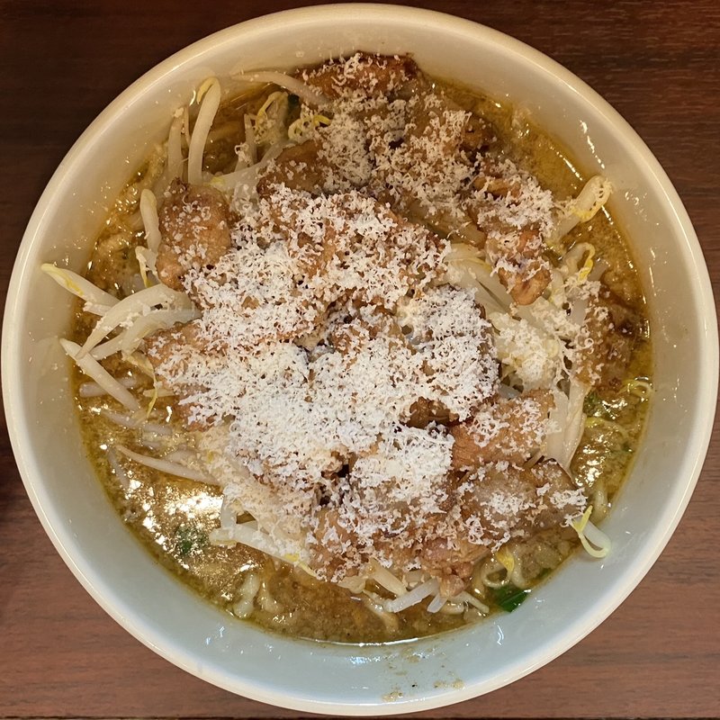 みそらーめん【夜限定】【ペコリーノ・ロマーノチーズ】トッピング無料サービス(らーめん たきび)