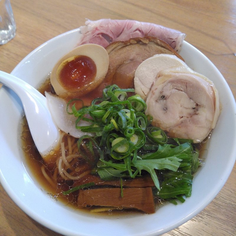 丸得醤油らーめん(麺処 成道)