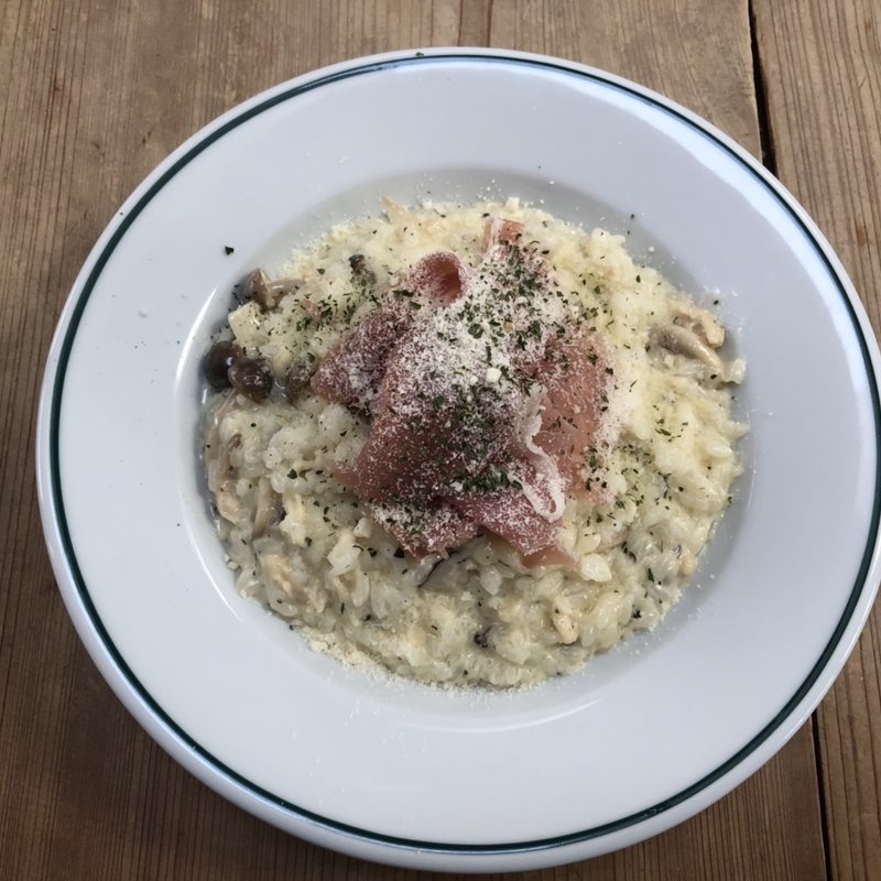 生ハムとキノコのクリームリゾット(雨に花)