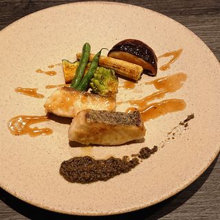 鮮魚のソテー(鉄板焼katakago)