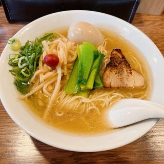 味玉塩らぁ麺(らぁ麺 善治 ｰZENJIｰ 本店)