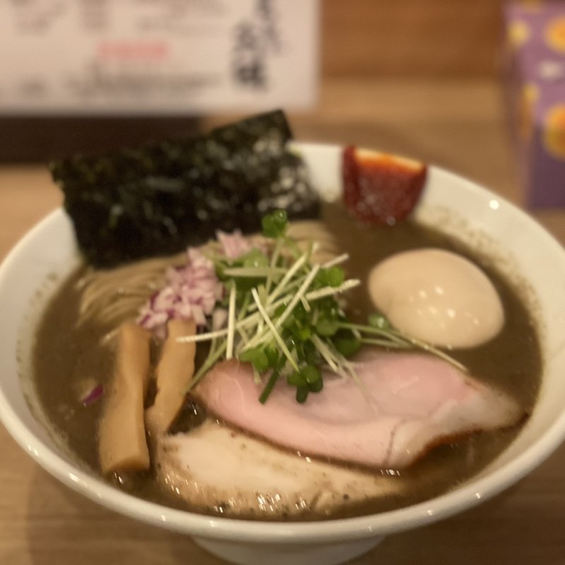 凶暴煮干そば(味玉入り)(人力俥 （じんりきしゃ）)