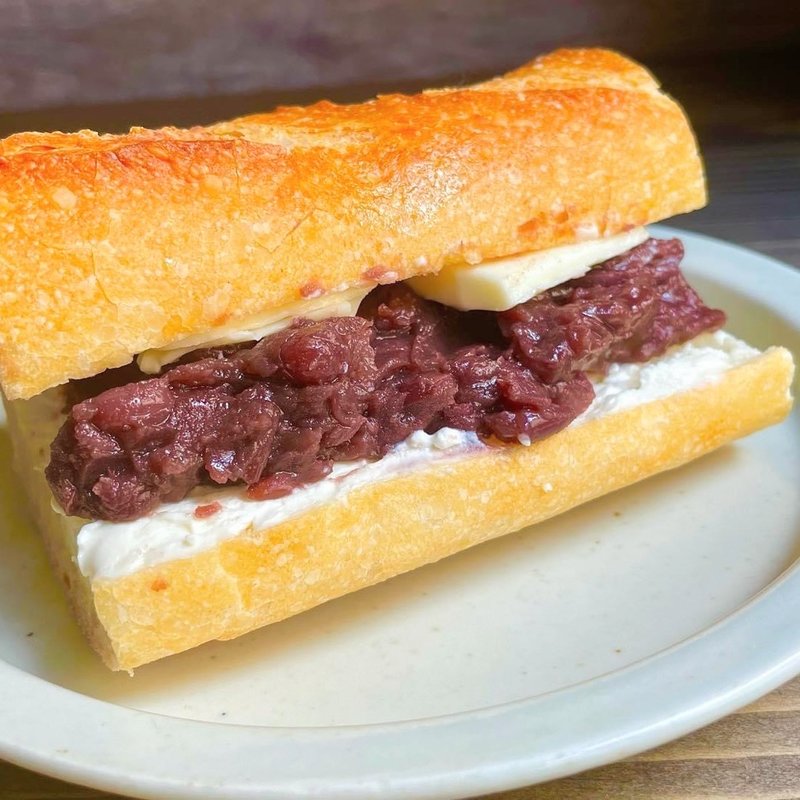 古釜で炊いた自家製あんバターサンド(elm green coffee)