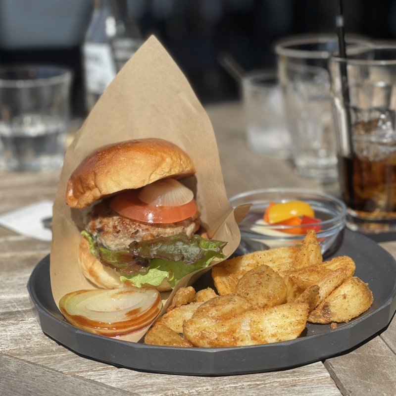 リトルモンスターバーガー(スタンダード)(American Cafe DENVERS)