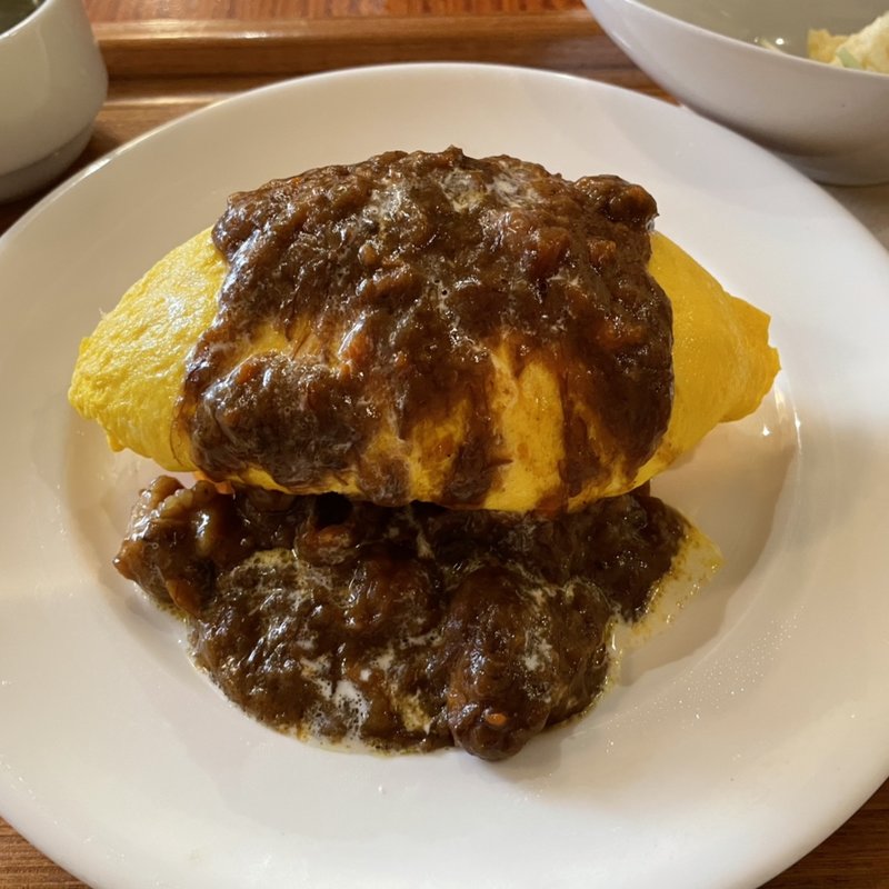 チーズinオムカレー(hygge)