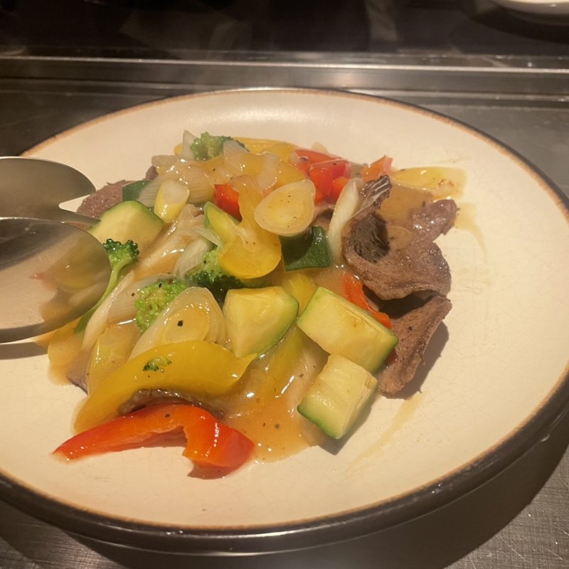 牛タン鉄板焼き(あつあつ 鉄板焼き )