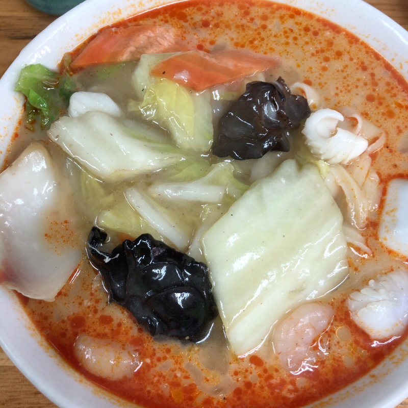 地獄海鮮刀削麺(華隆餐館)