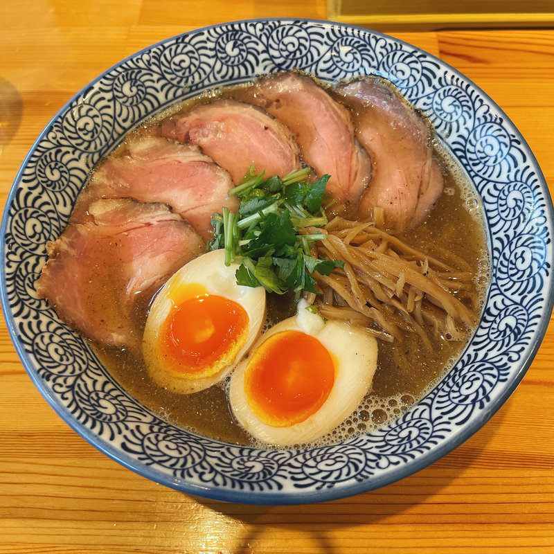 にぼしらぁ麺(らぁ麺屋 はりねずみ)