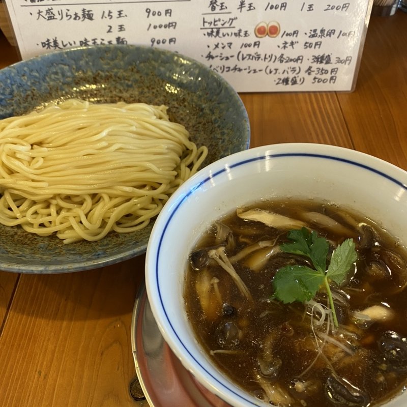 味わい深い 5種類きのこの醤油つけ麺(らぁ麺TORRY)