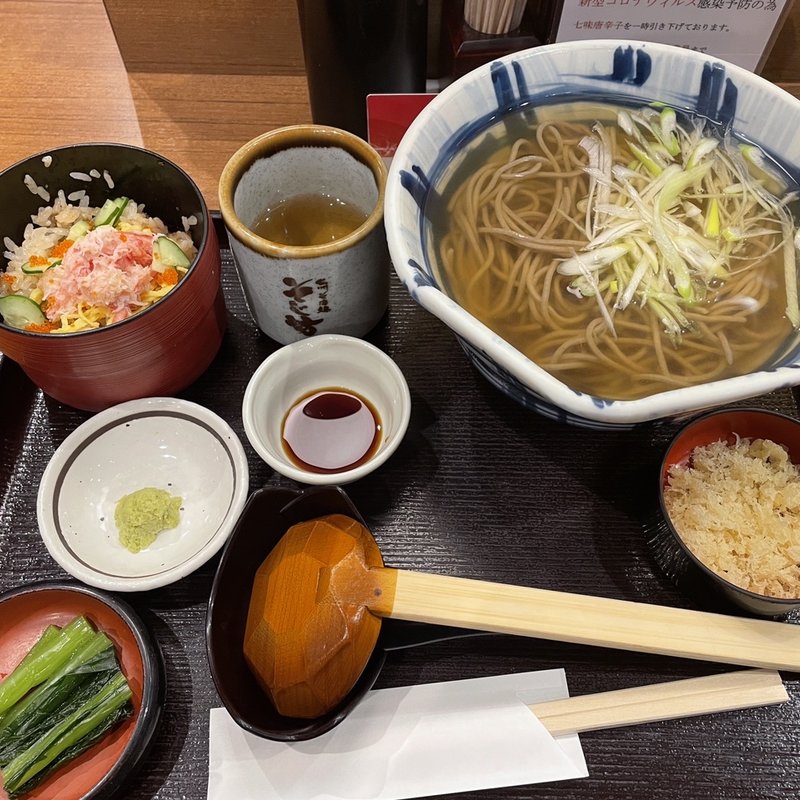 お蕎麦と蟹ちらしごはん(信州そば処 そじ坊 京橋京阪モール店)