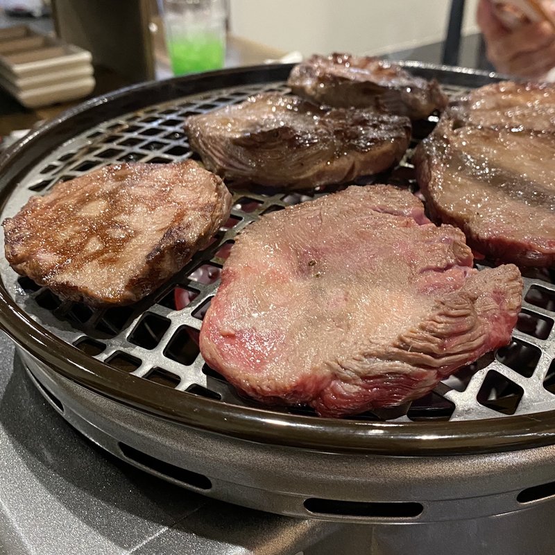 霜降り生タンの厚切り(肉のよいち 津島店)