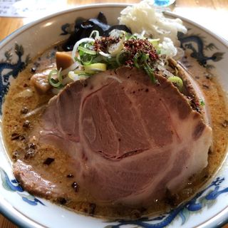 辛いみそらーめん(中辛)(らーめん もんつきかかか )