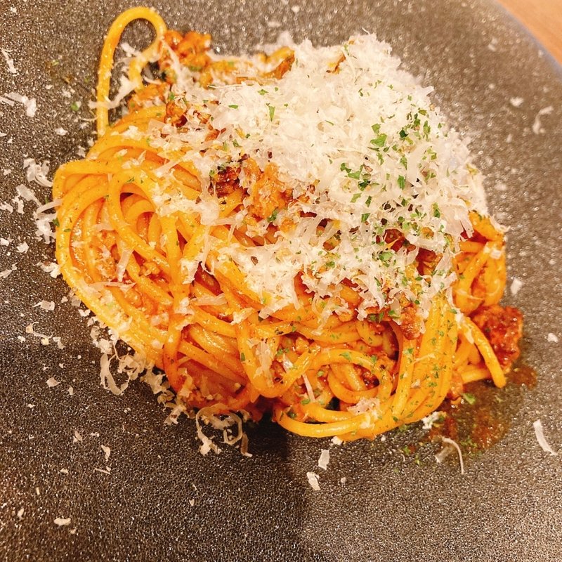 燻製ミートパスタ(北野坂 燻製LABO)