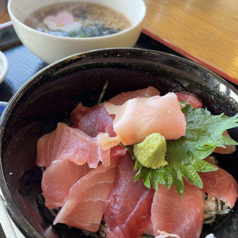 マグロ丼(いさなの宿 白鯨 )