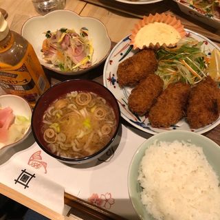 カキフライ定食(金井商店 )