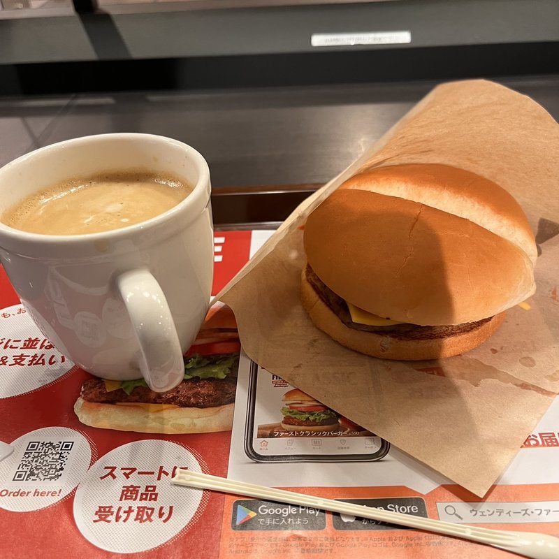 Jr.チーズベーコンエッグバーガー(ウェンディーズ・ファーストキッチン 下北沢店)