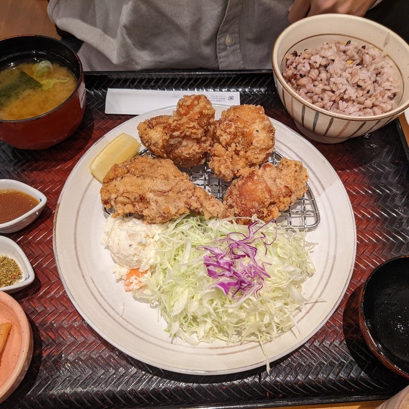 香味唐揚げ（五穀ご飯変更）(大戸屋ごはん処イオン盛岡南)