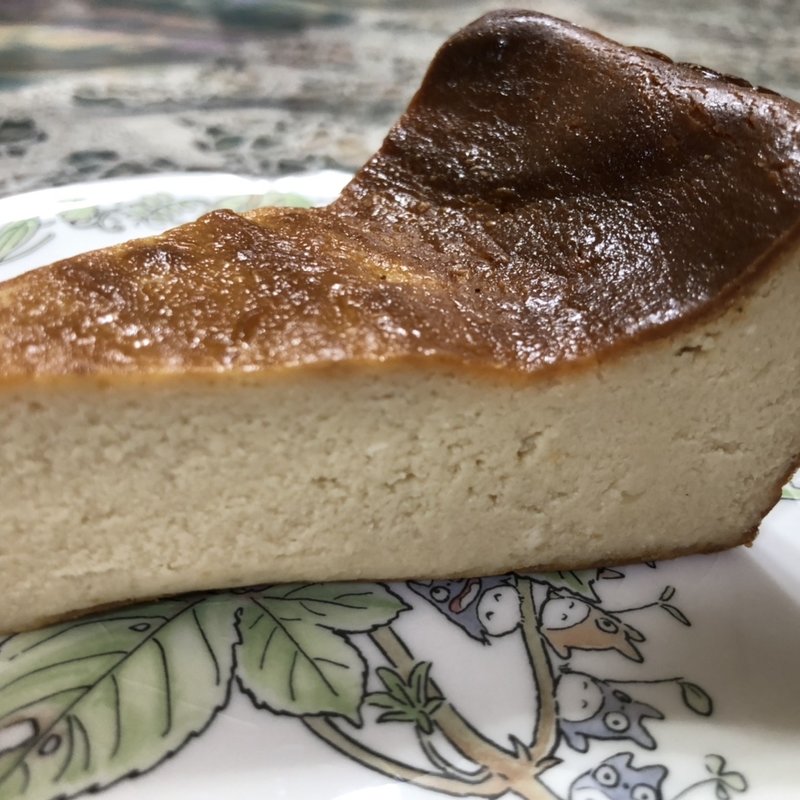 ベイクドチーズケーキ(薪窯天然酵母パン工房 オ フルニル デュ ボワ )