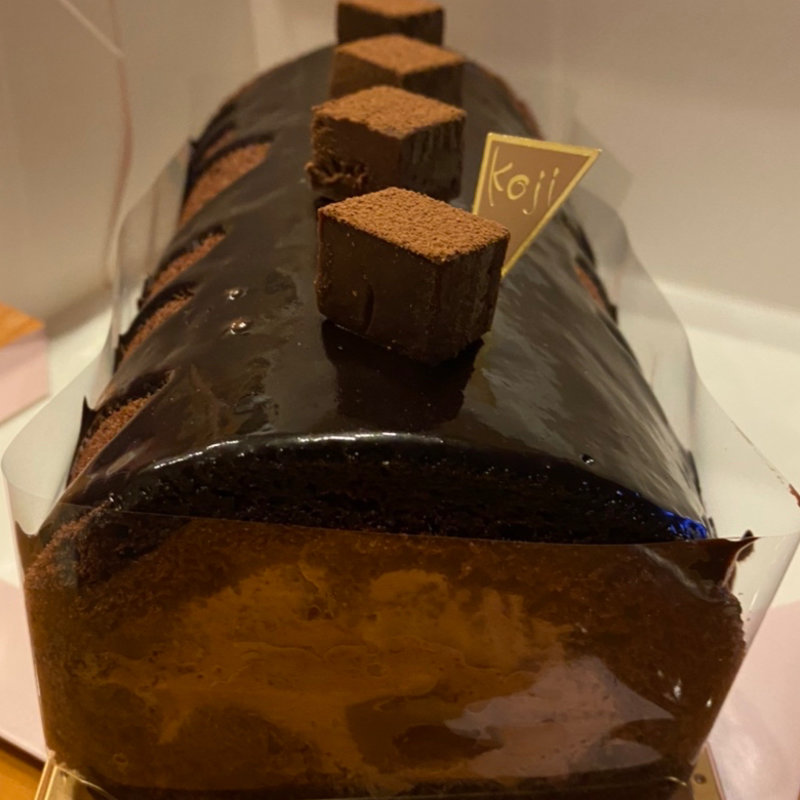 生チョコロール(大)(パティスリー・コージ 枚方店)