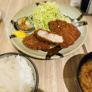 Aランチ(ロースかつ)(とん久)