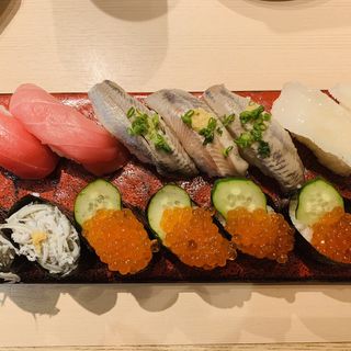 寿司食べ放題100種