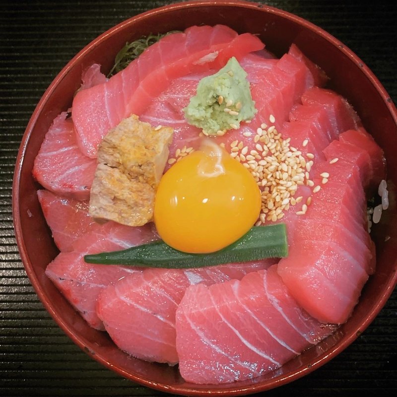 鉄火丼(酒処 やまね )
