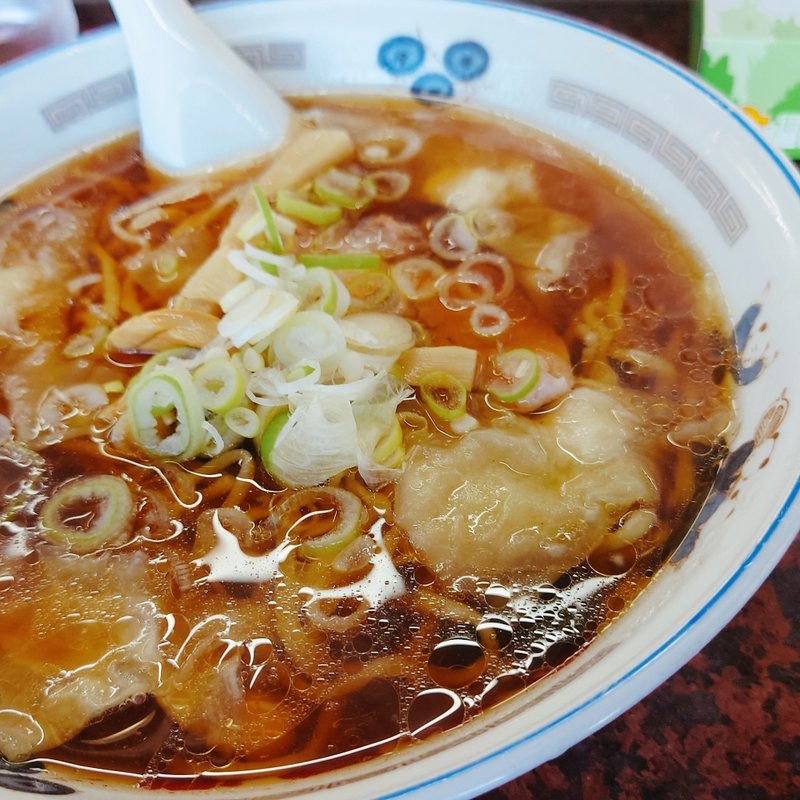 わんたん麺　大盛(火風鼎 （かふうてい）)