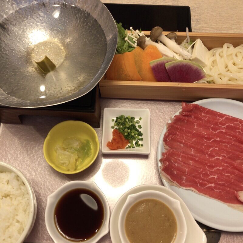 しゃぶしゃぶ定食(しゃぶしゃぶ美山　二俣川店)