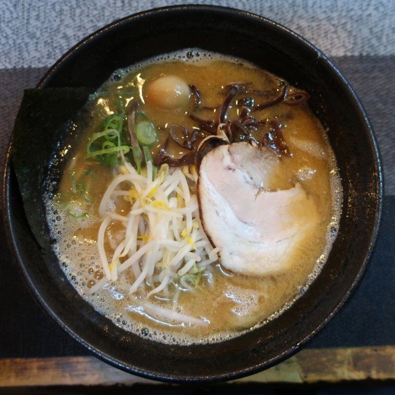 みそ豚骨ラーメン(西新亭 （ニシジンテイ）)