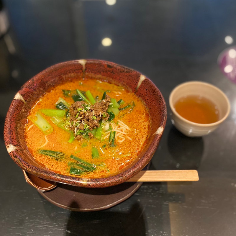 ランチB 名物坦々麺(龍坊 ロンファン)