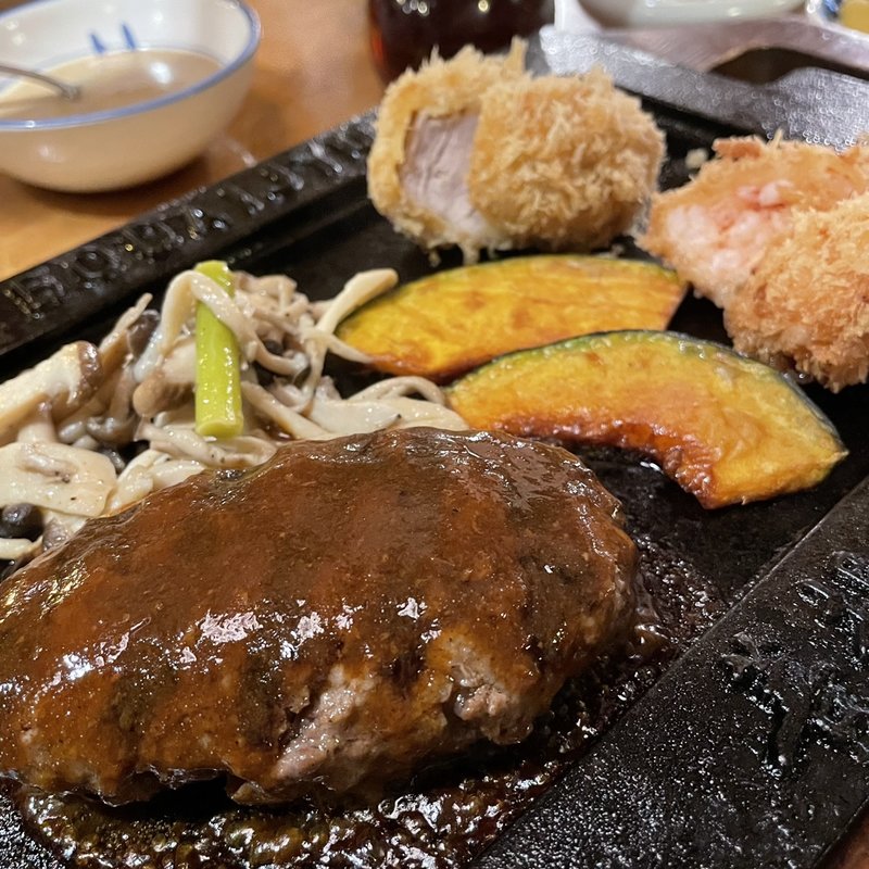 三味盛定食(菩提樹 （ボダイジュ）)