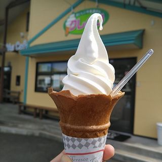 ジャージー牛乳ソフトクリーム(クレムリ)