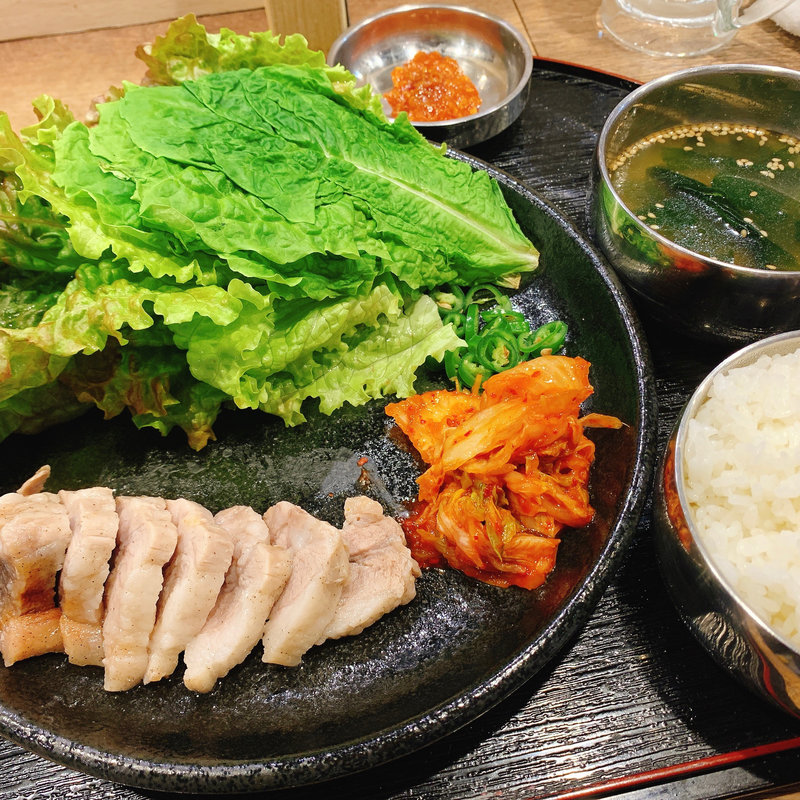 ポッサム定食(韓国料理　タンバム)