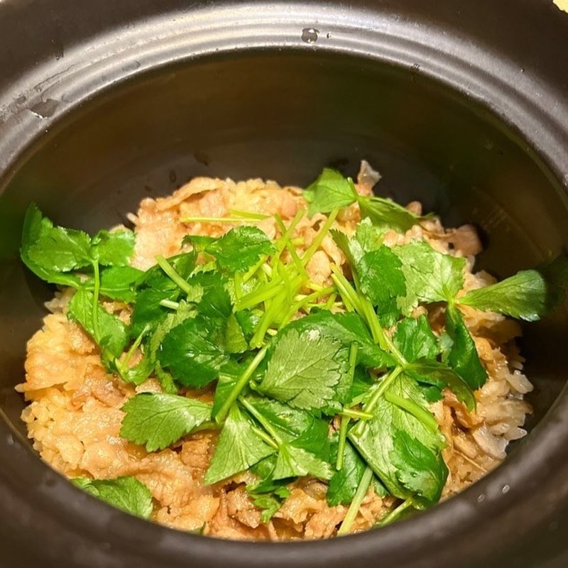 京豚とごぼうの土鍋ごはん(祇園承)