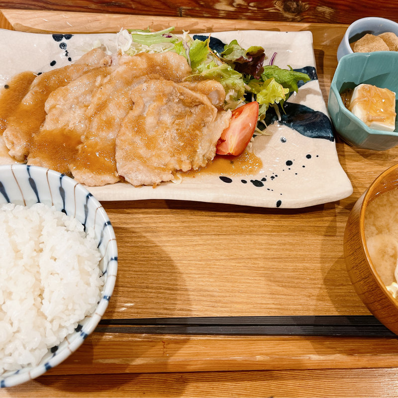 豚生姜焼きごはん(黒ぶたや ルミネ横浜店)