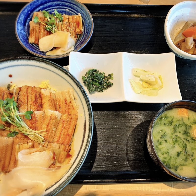煮あなご丼1.5倍(よりあい処 つしま)