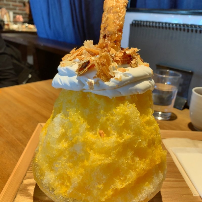 蜜柑、白醤油、ココナッツミルクのかき氷(bistro & grill me at park)