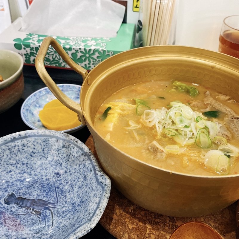 もつ鍋定食(やまじん )