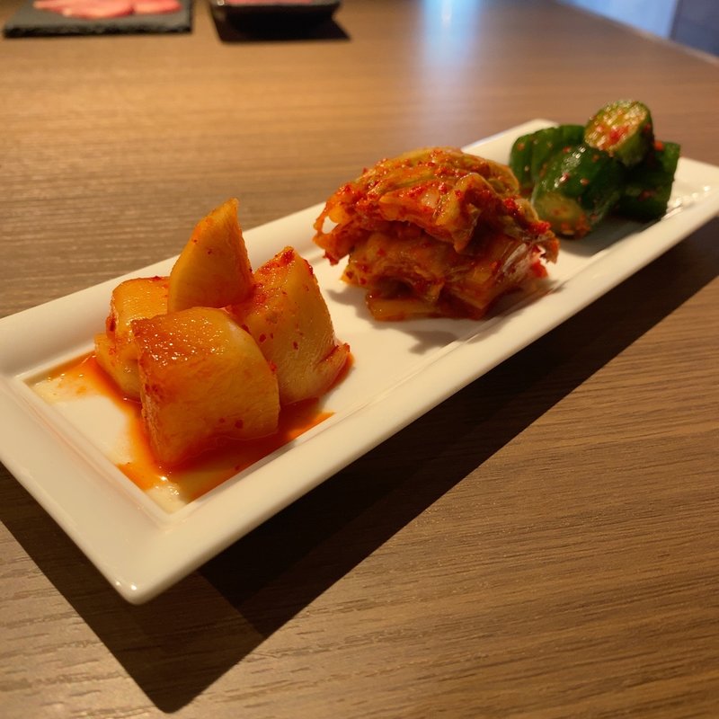キムチ盛り合わせ(熟成焼肉 マルニク)